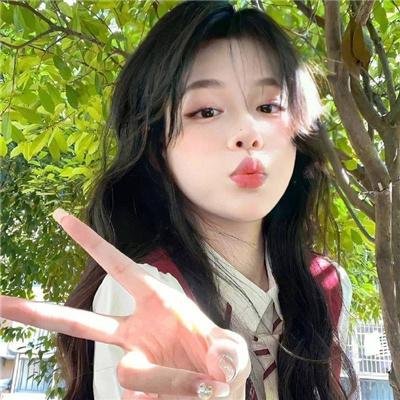 小鱼莉莉