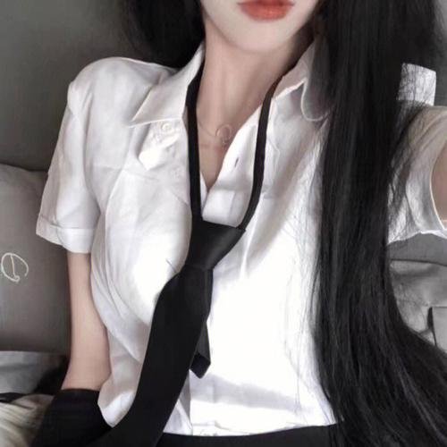 茱莉小姐